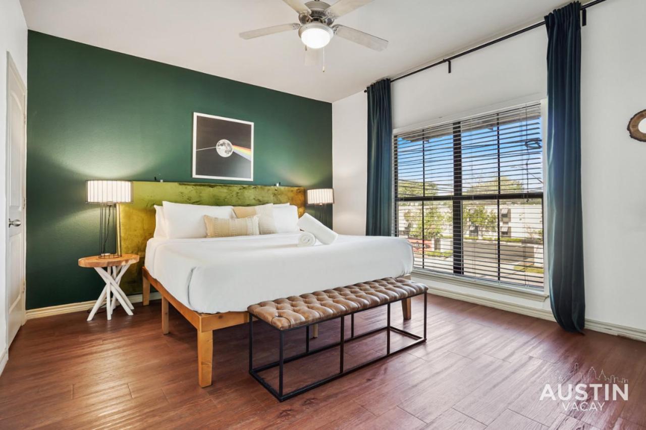 Stylish 4Br With Smart Tv And Free Garage Parking Apartamento Austin Exterior foto